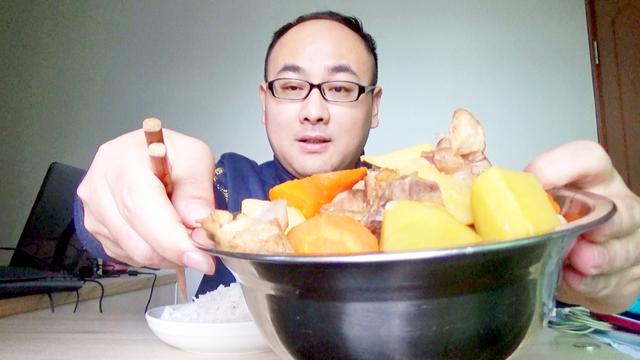 排骨枸杞胡萝卜土豆能一起煲汤吗
